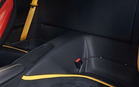 Ferrari Roma, 2025 год, 21 990 000 рублей, 16 фотография