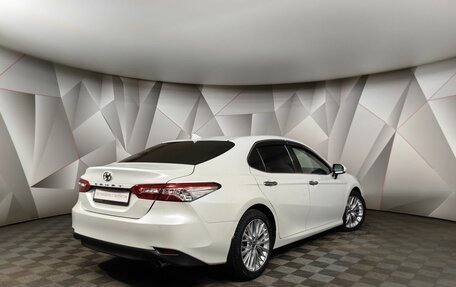 Toyota Camry, 2021 год, 3 297 000 рублей, 2 фотография