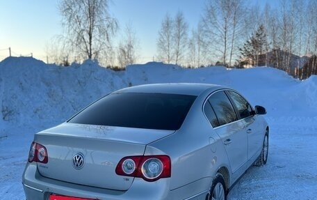 Volkswagen Passat B6, 2010 год, 699 000 рублей, 2 фотография