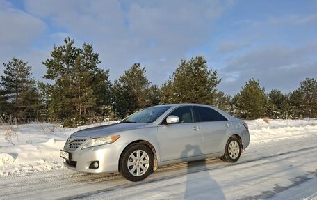 Toyota Camry, 2011 год, 1 100 000 рублей, 5 фотография