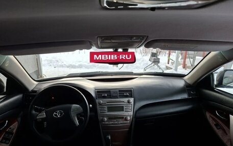 Toyota Camry, 2011 год, 1 100 000 рублей, 8 фотография