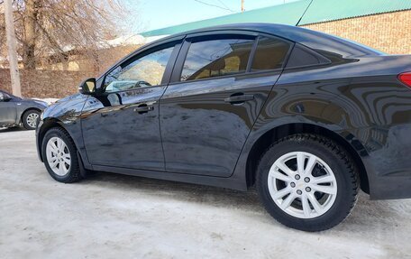 Chevrolet Cruze II, 2015 год, 890 000 рублей, 3 фотография