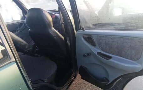 Chevrolet Niva I рестайлинг, 2003 год, 335 000 рублей, 9 фотография