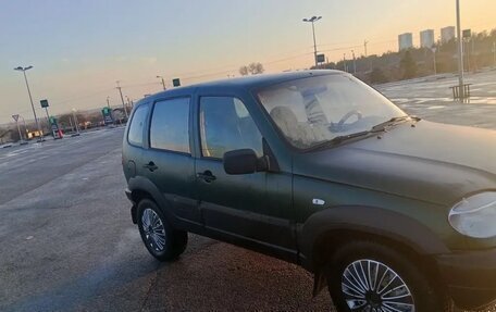 Chevrolet Niva I рестайлинг, 2003 год, 335 000 рублей, 6 фотография