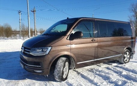 Volkswagen Caravelle T6 рестайлинг, 2018 год, 3 500 000 рублей, 7 фотография