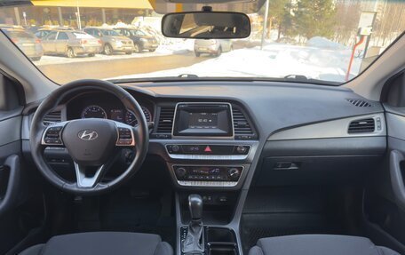 Hyundai Sonata VII, 2019 год, 1 300 000 рублей, 7 фотография