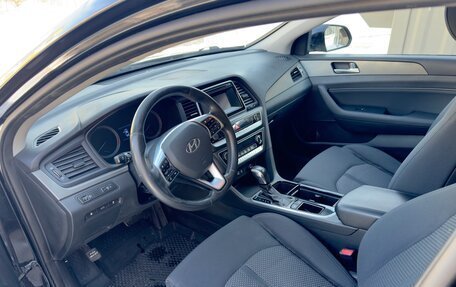 Hyundai Sonata VII, 2019 год, 1 300 000 рублей, 11 фотография