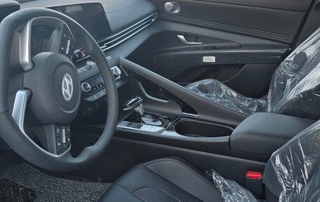 Hyundai Elantra, 2025 год, 2 650 000 рублей, 6 фотография