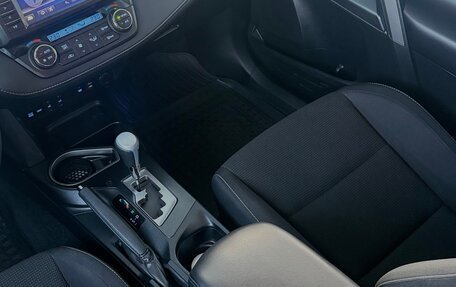 Toyota RAV4, 2017 год, 2 950 000 рублей, 10 фотография