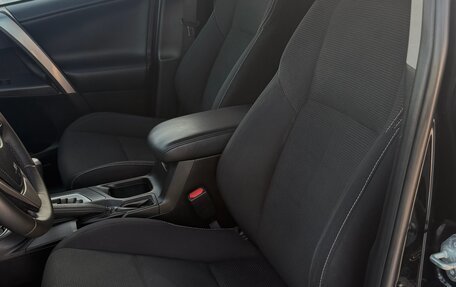 Toyota RAV4, 2017 год, 2 950 000 рублей, 12 фотография