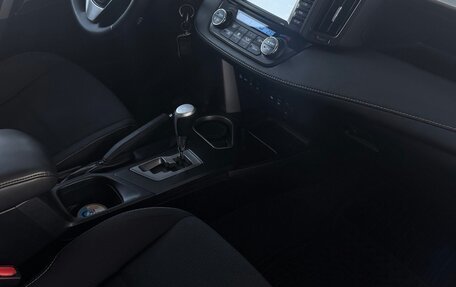 Toyota RAV4, 2017 год, 2 950 000 рублей, 11 фотография