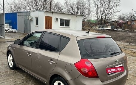 KIA cee'd I рестайлинг, 2009 год, 500 000 рублей, 2 фотография