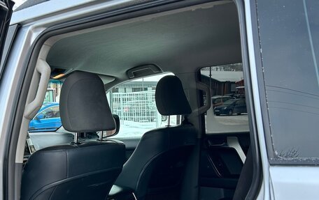 Toyota Land Cruiser Prado 150 рестайлинг 2, 2010 год, 2 550 000 рублей, 11 фотография