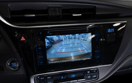 Toyota Corolla, 2018 год, 1 940 000 рублей, 17 фотография