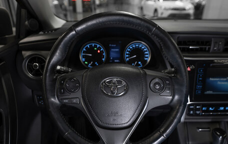 Toyota Corolla, 2018 год, 1 940 000 рублей, 10 фотография