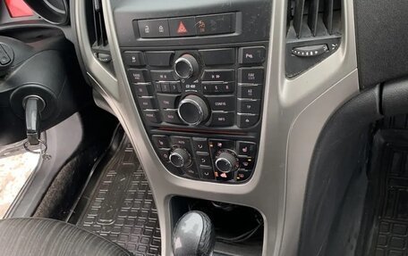 Opel Astra J, 2011 год, 380 000 рублей, 8 фотография