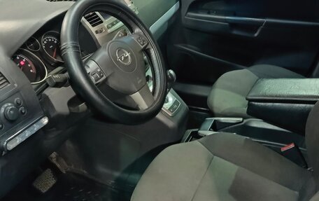 Opel Zafira B, 2006 год, 400 000 рублей, 24 фотография