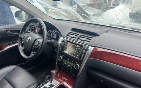 Toyota Camry, 2012 год, 1 890 000 рублей, 4 фотография