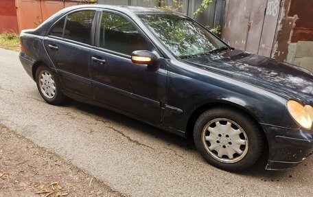 Mercedes-Benz C-Класс, 2001 год, 250 000 рублей, 9 фотография