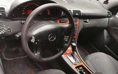 Mercedes-Benz C-Класс, 2001 год, 250 000 рублей, 12 фотография