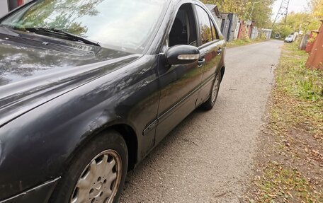 Mercedes-Benz C-Класс, 2001 год, 250 000 рублей, 10 фотография