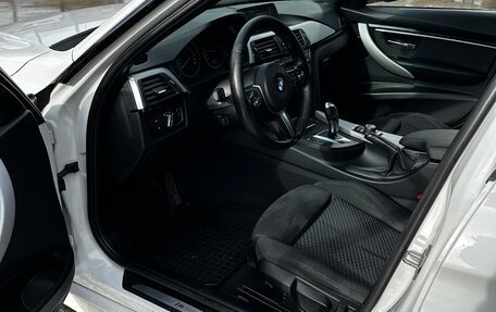 BMW 3 серия, 2017 год, 2 450 000 рублей, 28 фотография