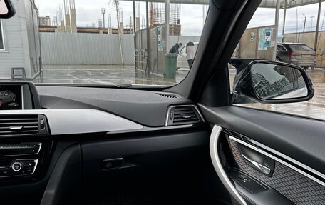 BMW 3 серия, 2017 год, 2 450 000 рублей, 24 фотография