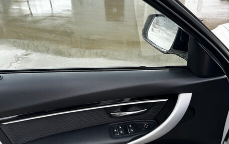 BMW 3 серия, 2017 год, 2 450 000 рублей, 21 фотография