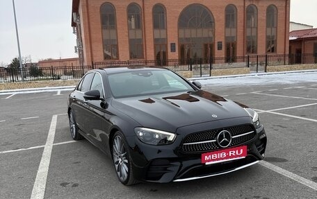 Mercedes-Benz E-Класс, 2021 год, 5 990 000 рублей, 8 фотография