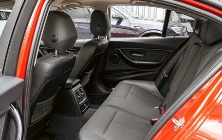 BMW 3 серия, 2018 год, 1 850 000 рублей, 11 фотография