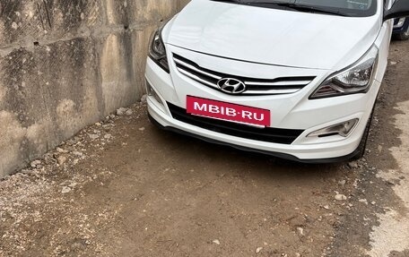 Hyundai Solaris II рестайлинг, 2011 год, 750 000 рублей, 8 фотография