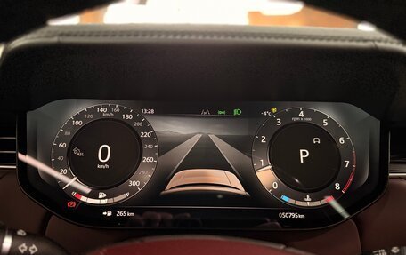 Land Rover Range Rover IV рестайлинг, 2024 год, 21 000 000 рублей, 20 фотография