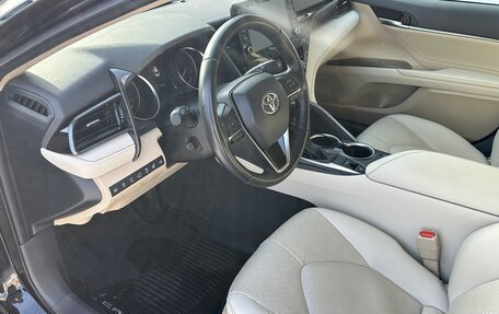 Toyota Camry, 2021 год, 4 200 000 рублей, 13 фотография