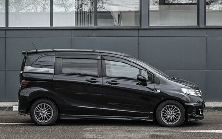 Honda Freed I, 2011 год, 1 069 000 рублей, 5 фотография
