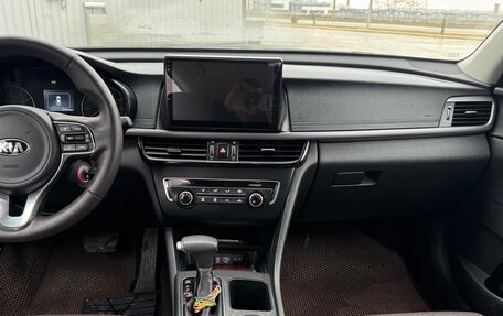 KIA Optima IV, 2017 год, 1 600 000 рублей, 11 фотография