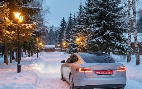 Tesla Model S I, 2014 год, 2 100 000 рублей, 4 фотография