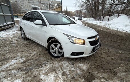 Chevrolet Cruze II, 2011 год, 750 000 рублей, 4 фотография