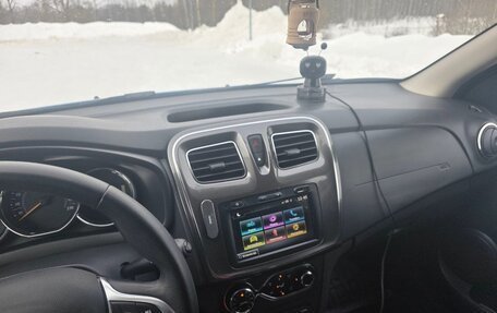 Renault Sandero II рестайлинг, 2019 год, 1 200 000 рублей, 10 фотография