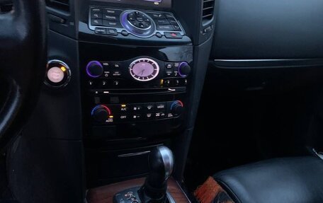 Infiniti QX70, 2014 год, 1 470 000 рублей, 8 фотография