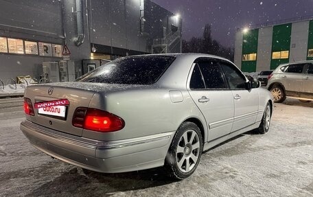 Mercedes-Benz E-Класс, 2000 год, 580 000 рублей, 4 фотография