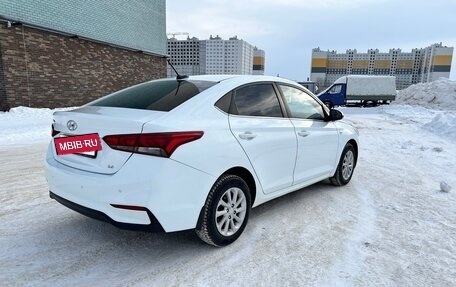 Hyundai Solaris II рестайлинг, 2019 год, 1 365 000 рублей, 2 фотография