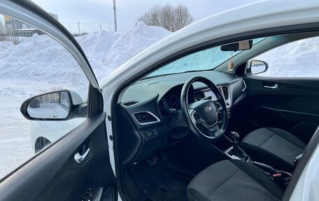 Hyundai Solaris II рестайлинг, 2019 год, 1 365 000 рублей, 13 фотография