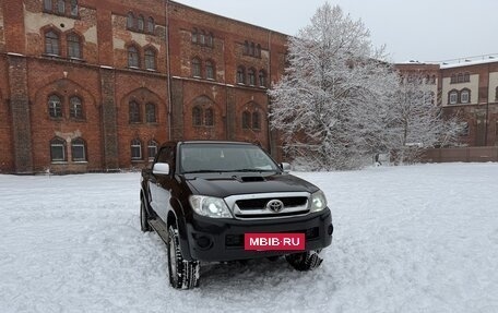 Toyota Hilux VII, 2009 год, 1 490 000 рублей, 2 фотография