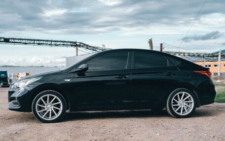 Hyundai Solaris II рестайлинг, 2018 год, 1 350 000 рублей, 9 фотография