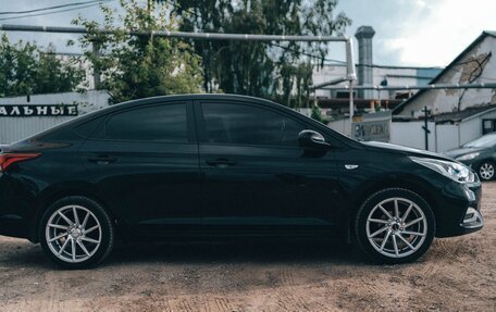 Hyundai Solaris II рестайлинг, 2018 год, 1 350 000 рублей, 11 фотография