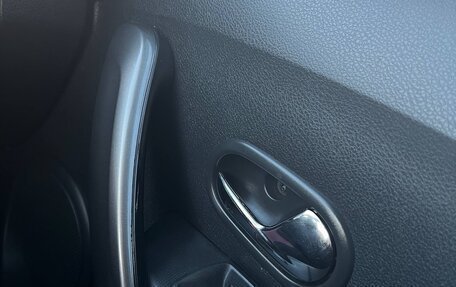 Renault Logan II, 2016 год, 579 000 рублей, 9 фотография