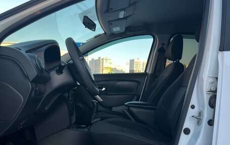 Renault Logan II, 2016 год, 579 000 рублей, 5 фотография