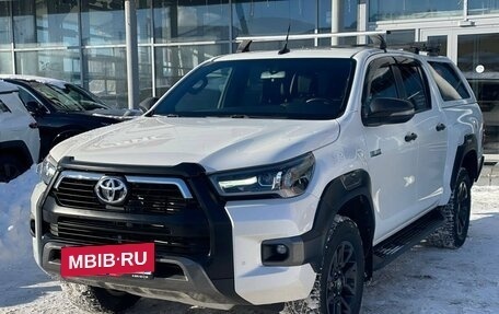 Toyota Hilux VIII, 2020 год, 3 890 000 рублей, 2 фотография