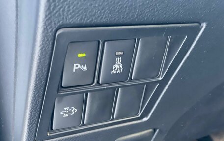 Toyota Hilux VIII, 2020 год, 3 890 000 рублей, 9 фотография