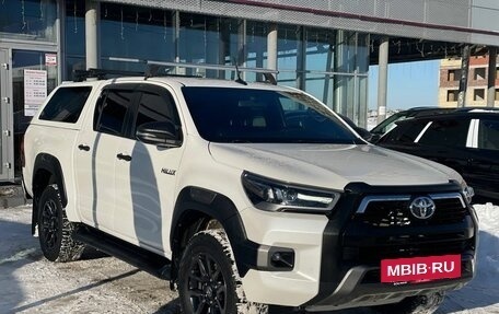 Toyota Hilux VIII, 2020 год, 3 890 000 рублей, 4 фотография